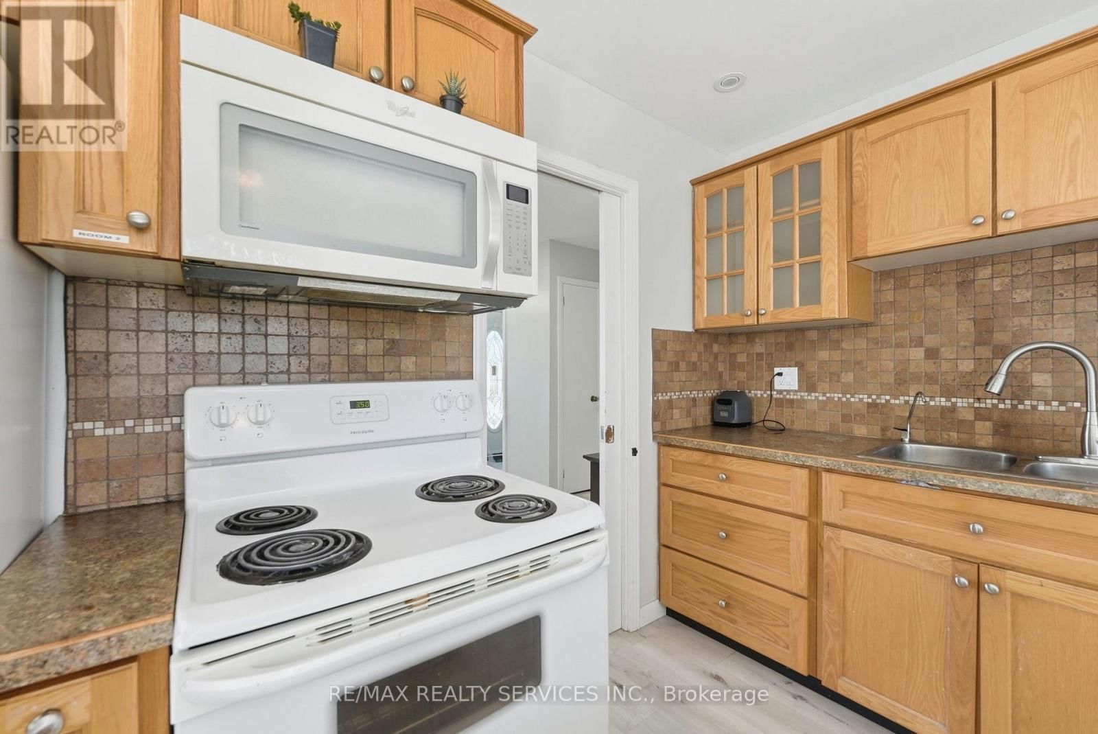 5 CHAUCER ROAD Image 12