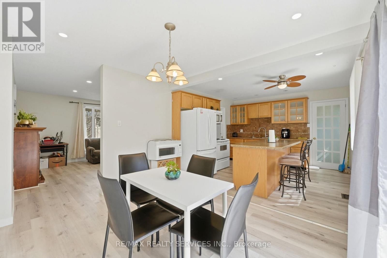 5 CHAUCER ROAD Image 17