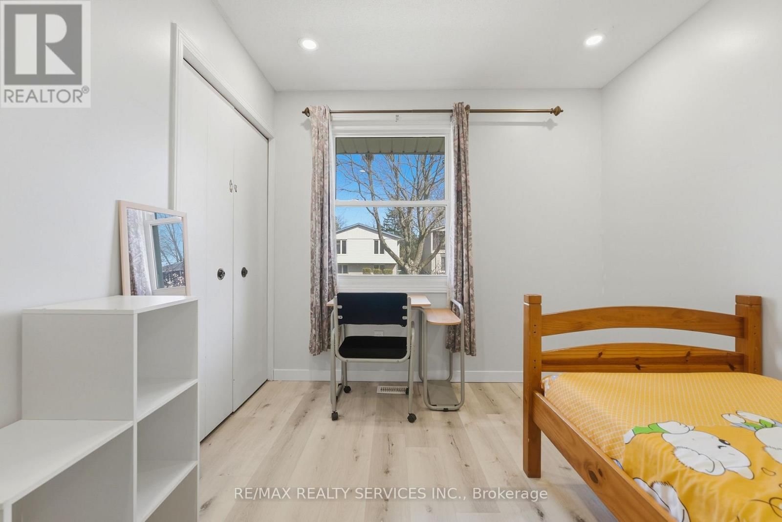 5 CHAUCER ROAD Image 21