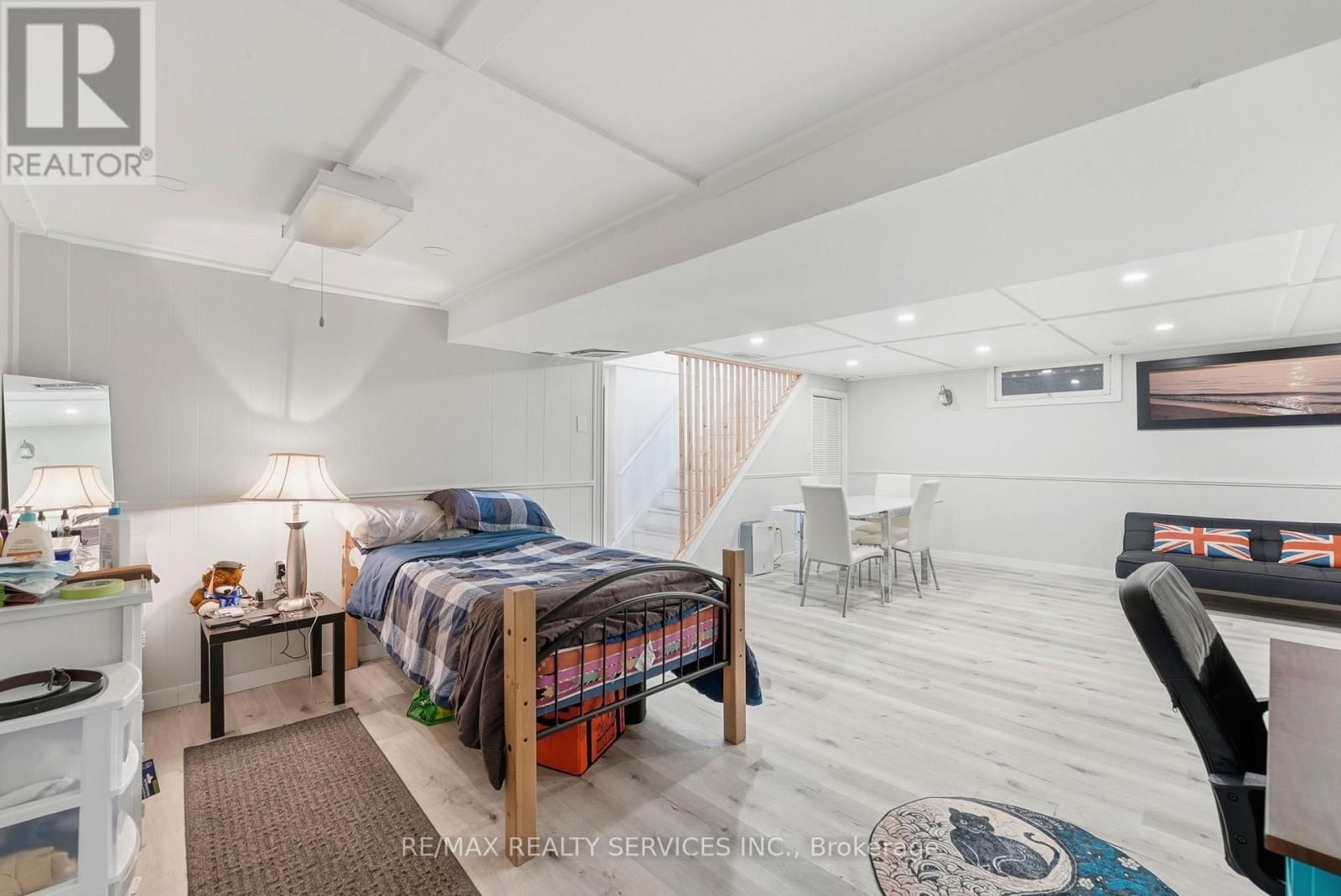 5 CHAUCER ROAD Image 30