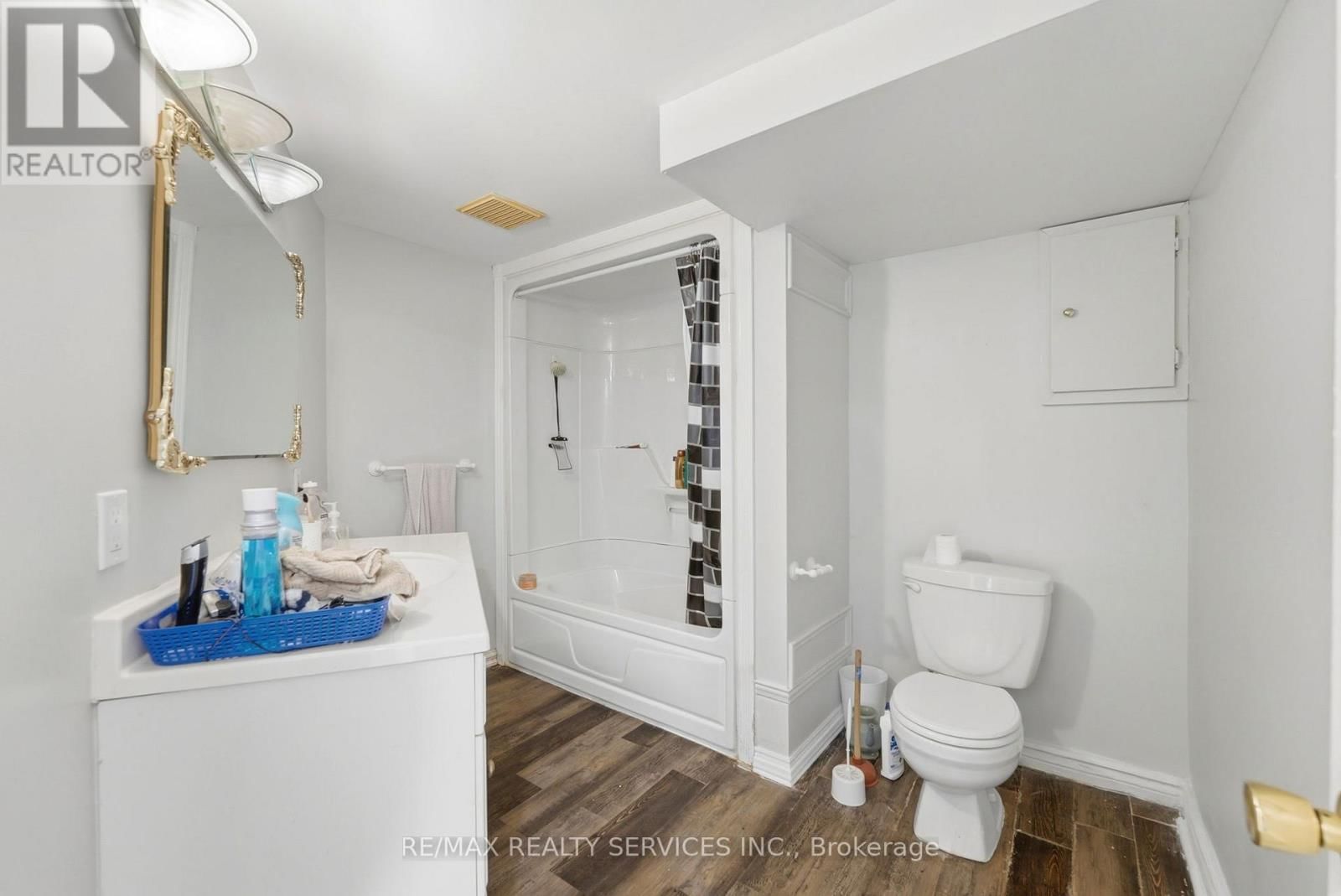 5 CHAUCER ROAD Image 34