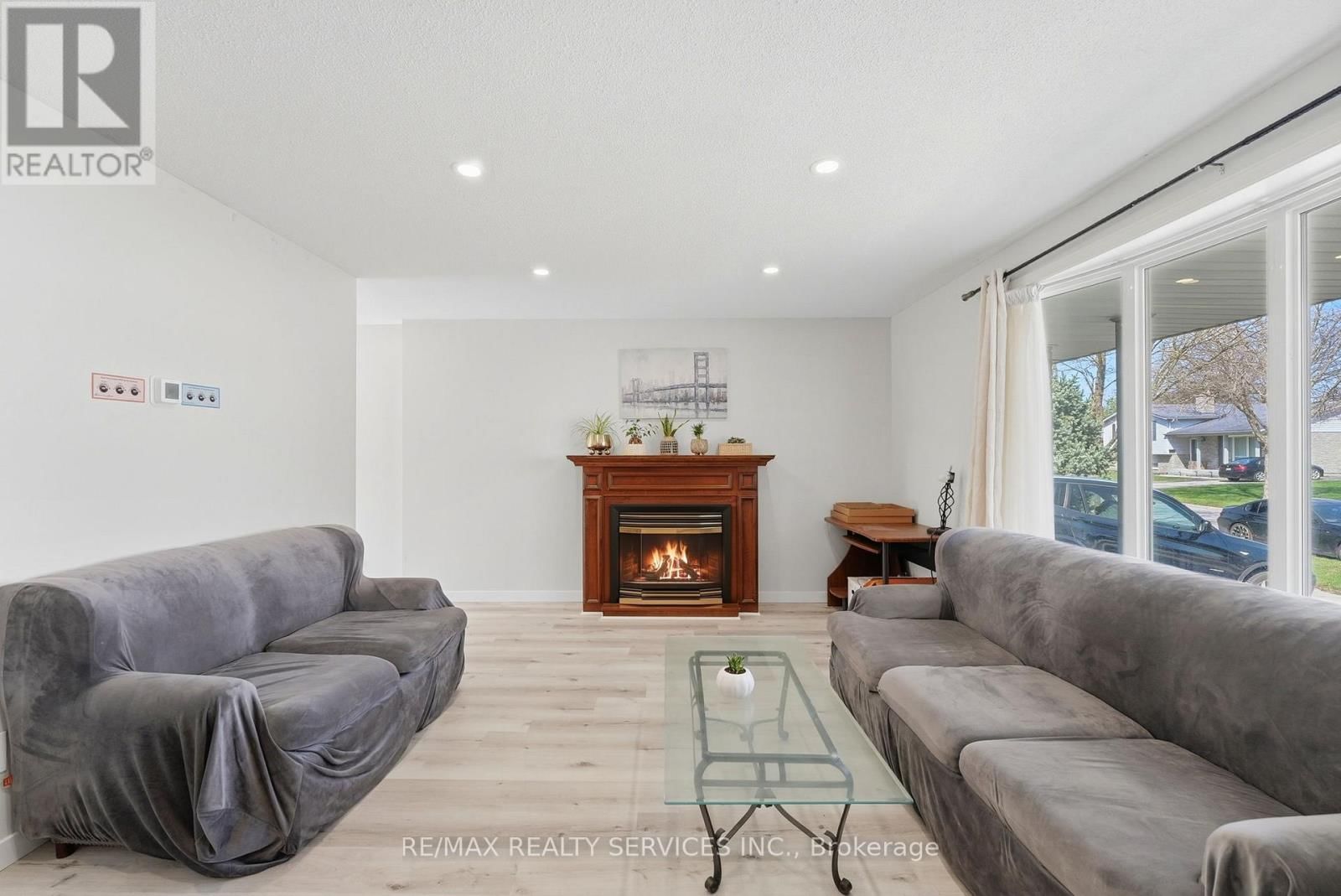 5 CHAUCER ROAD Image 8