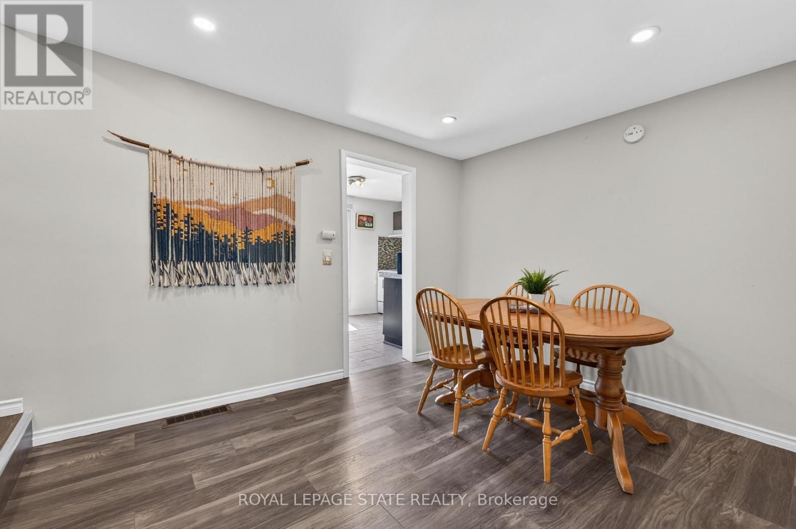 30 CAMBRIDGE AVENUE Image 12