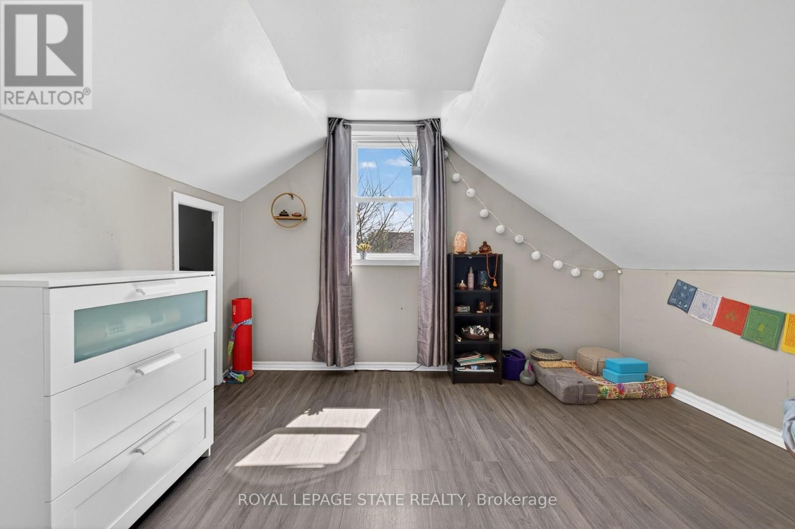 30 CAMBRIDGE AVENUE Image 23