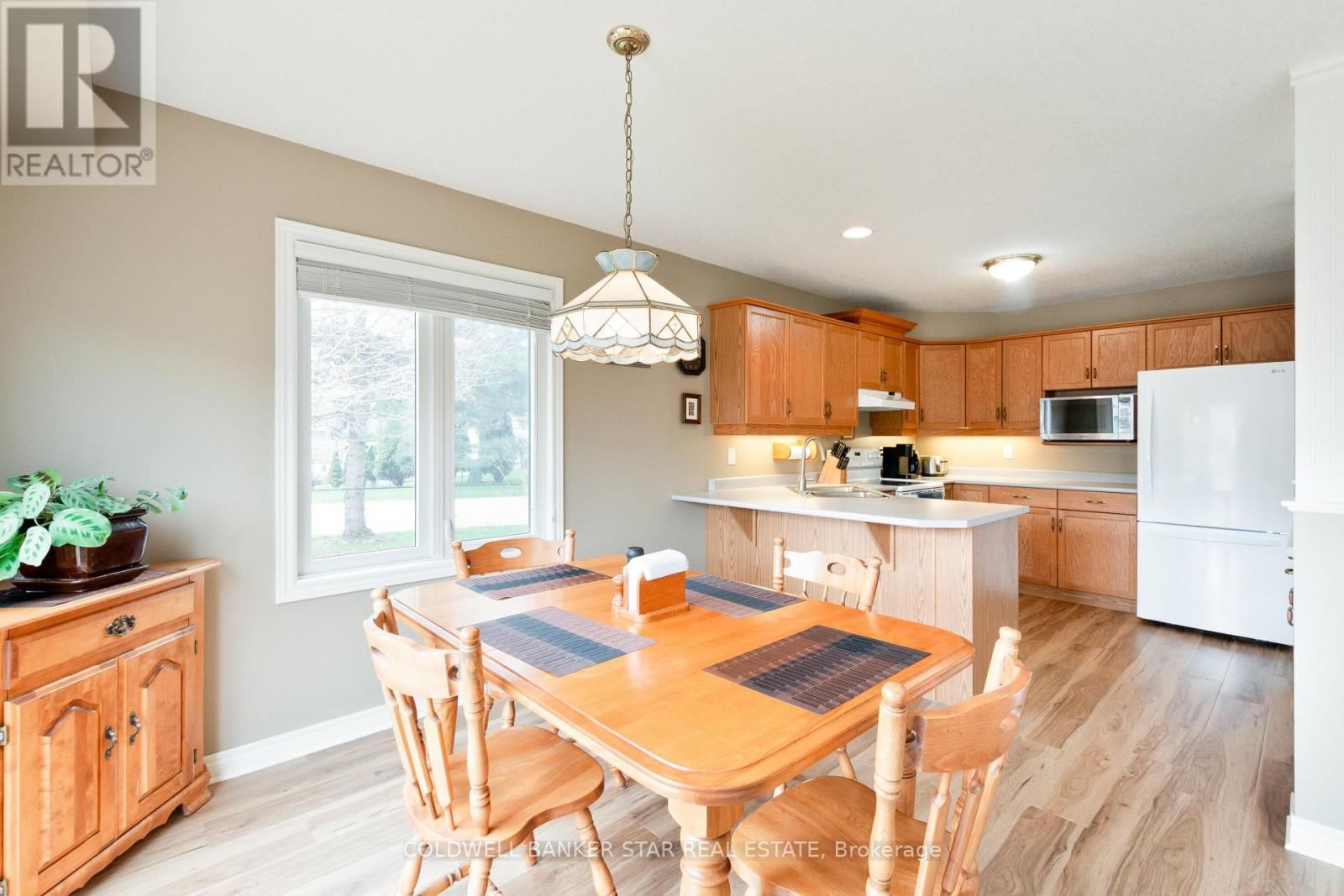 17 WINDEMERE PLACE Image 12