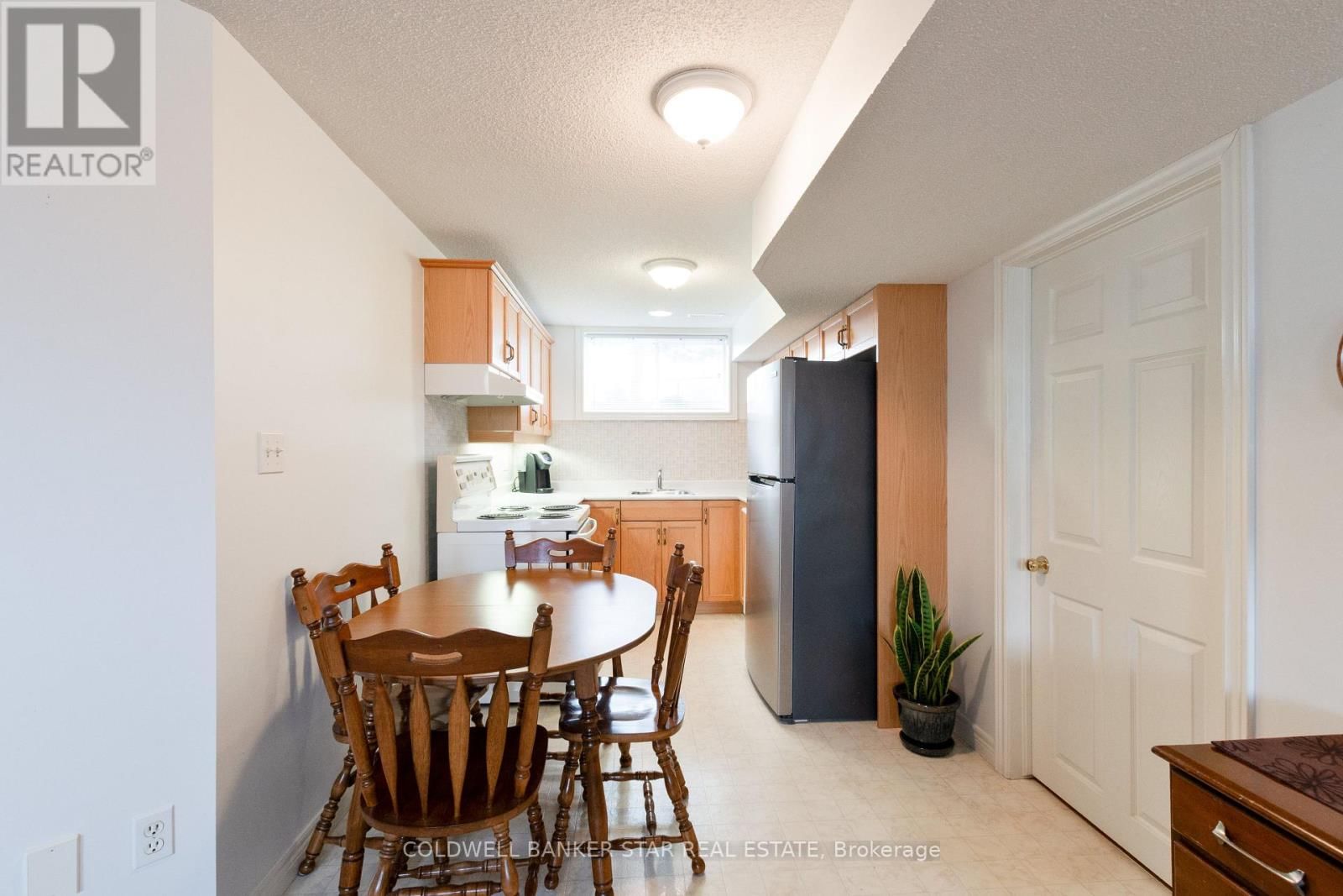 17 WINDEMERE PLACE Image 23