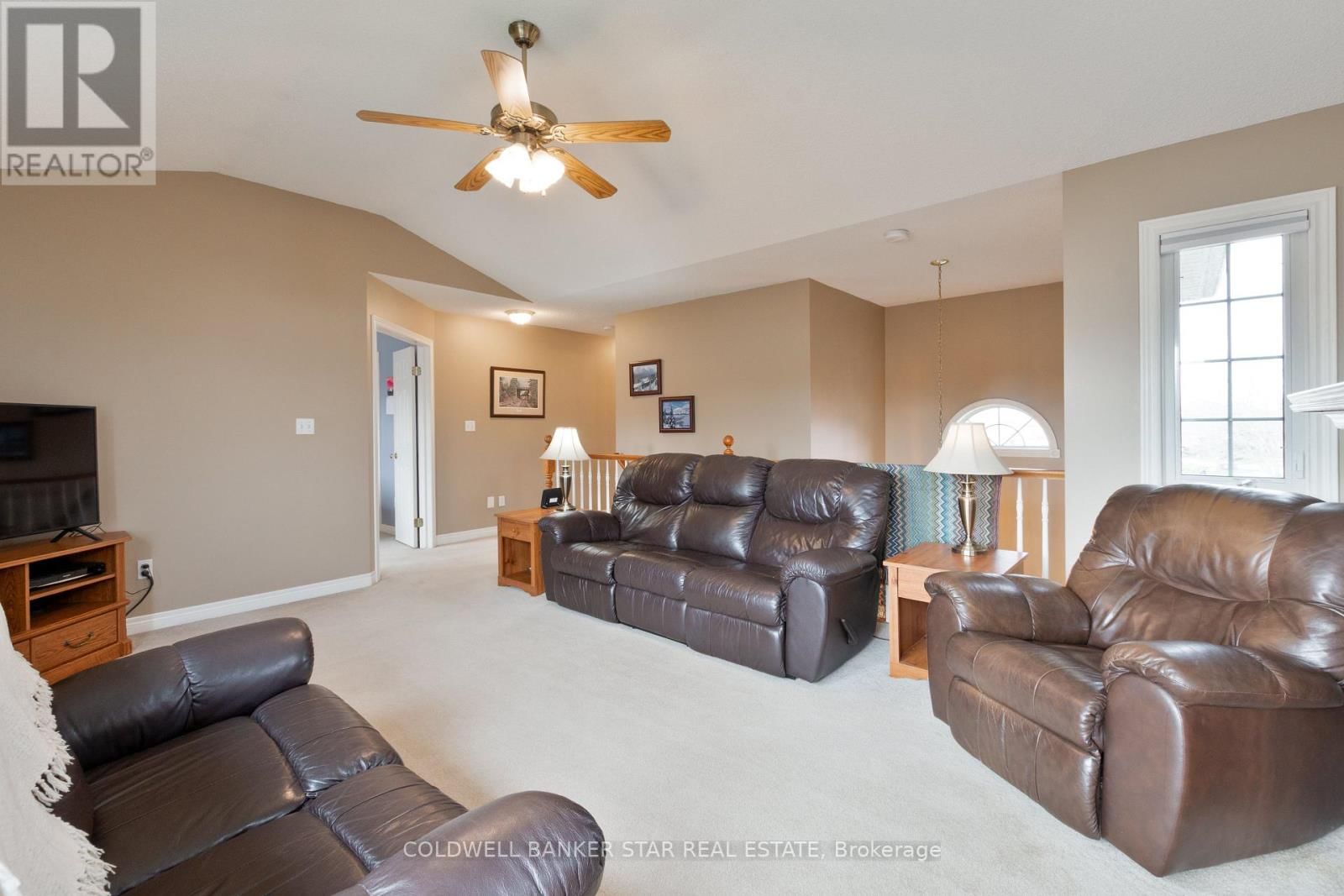 17 WINDEMERE PLACE Image 30