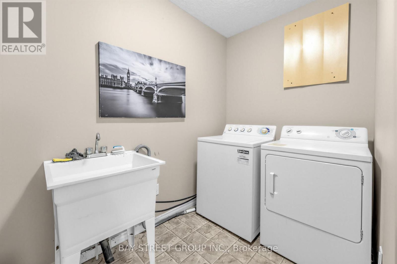 1383 COUNTRYSTONE DRIVE Image 31