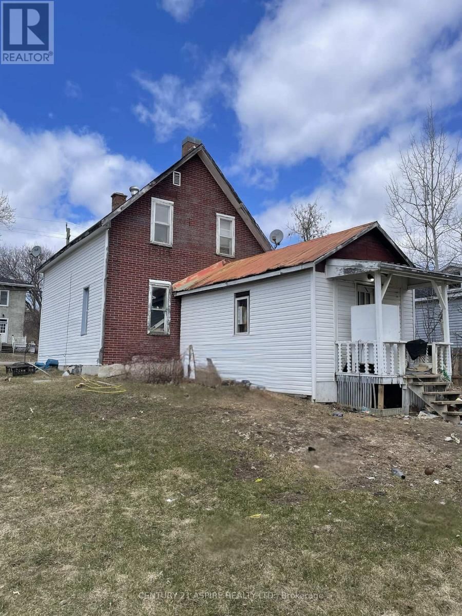 5121 60 HIGHWAY Image 4