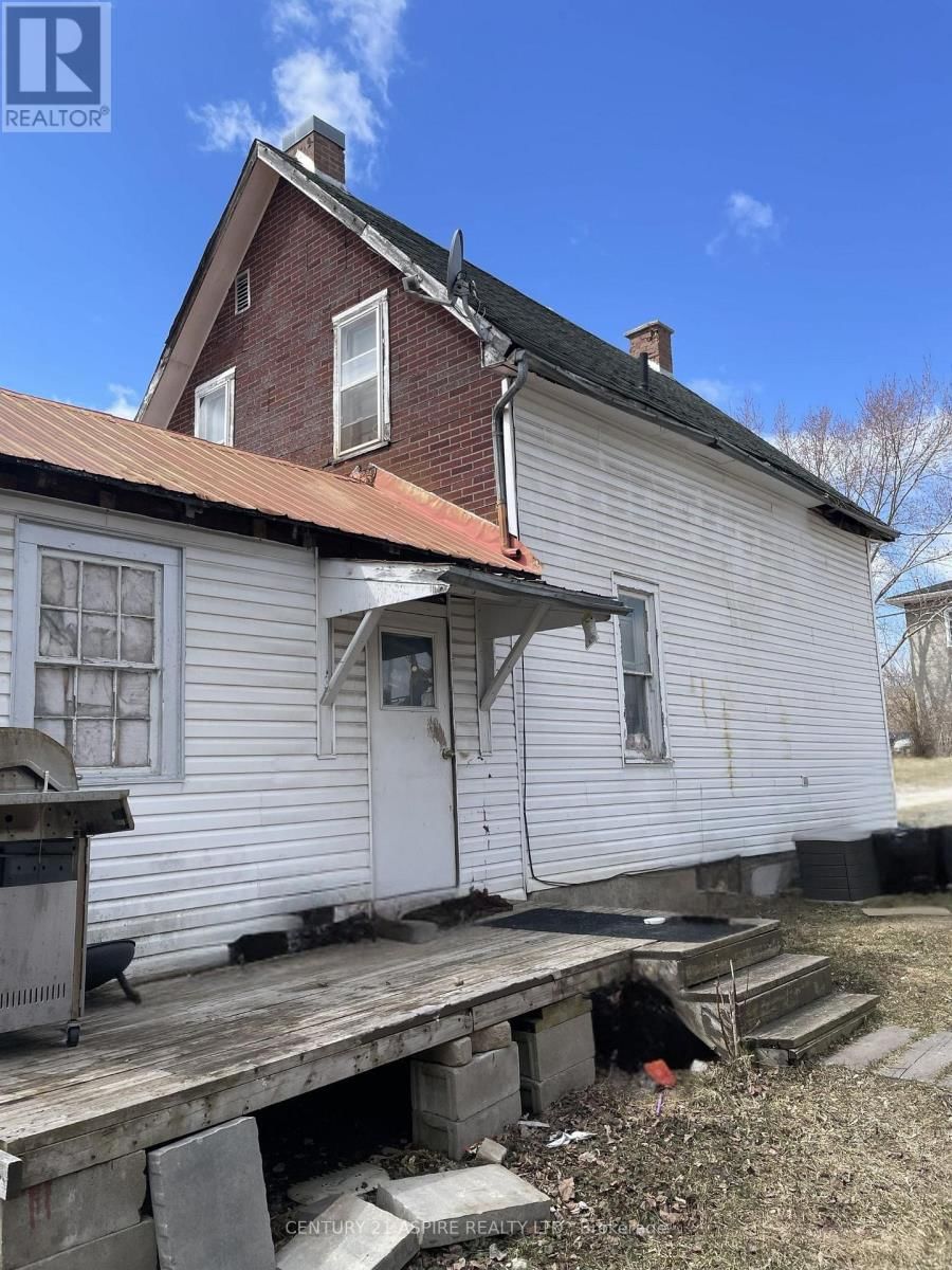 5121 60 HIGHWAY Image 5