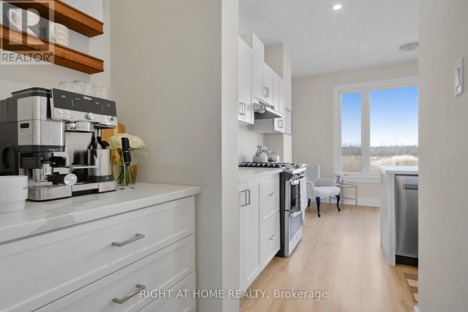 77 DUNLOP ROAD Image 12