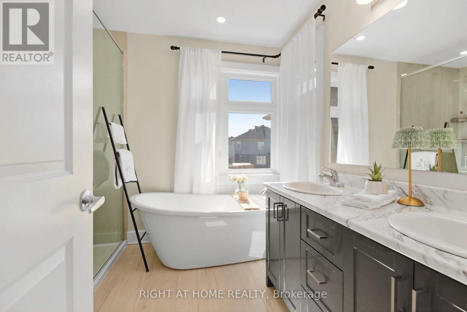 77 DUNLOP ROAD Image 26