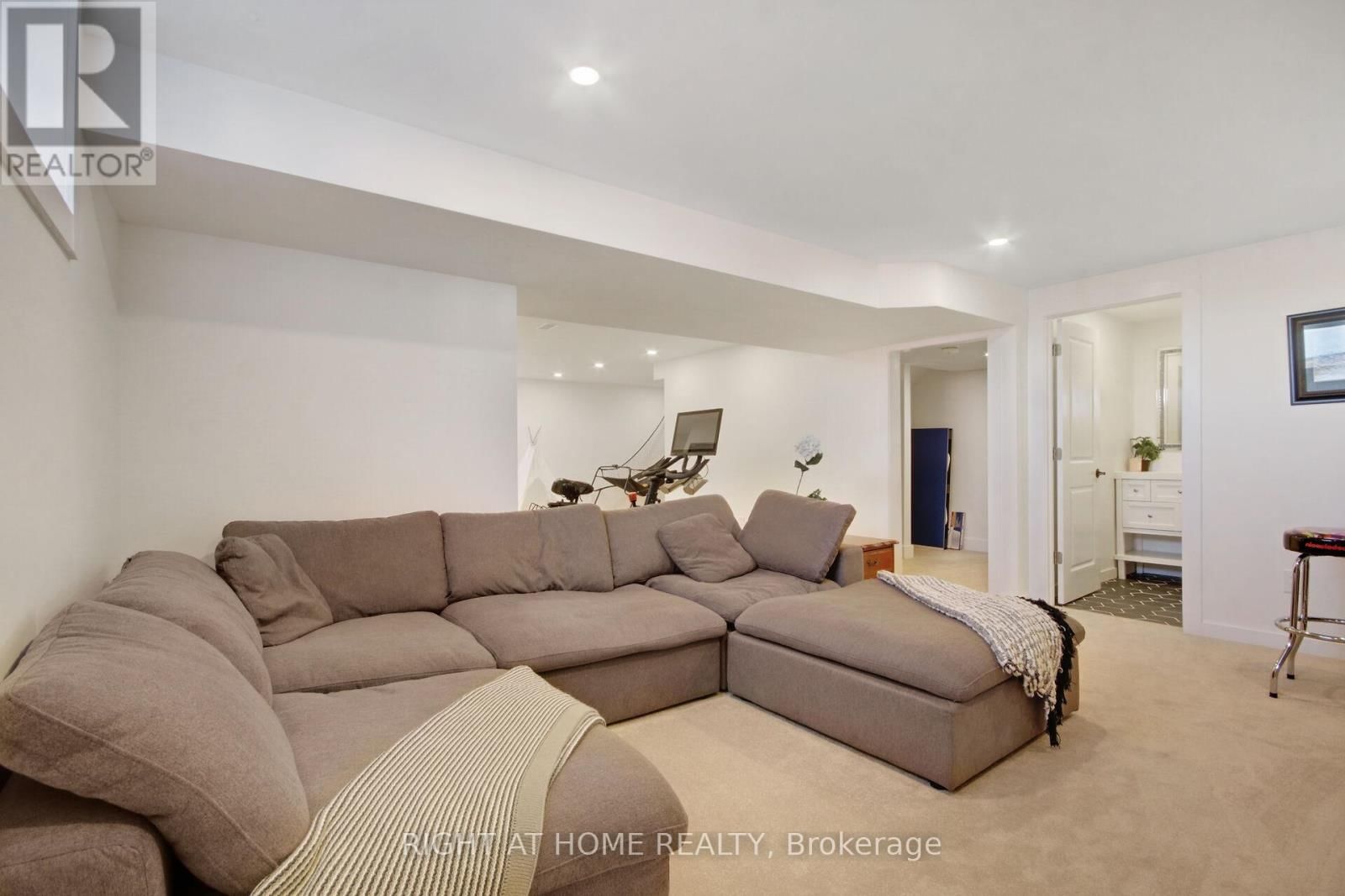 77 DUNLOP ROAD Image 37