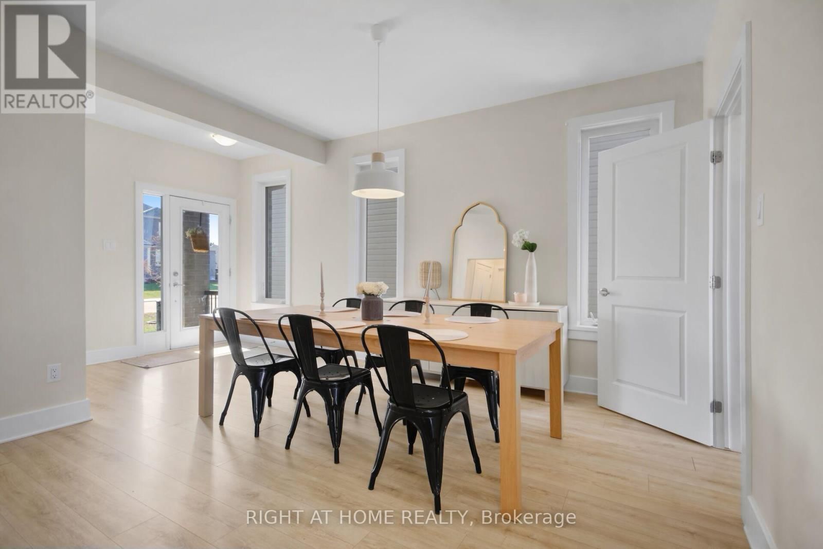 77 DUNLOP ROAD Image 4