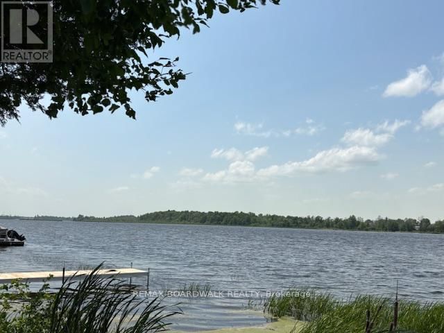 72 CORKTOWN LANE Image 33