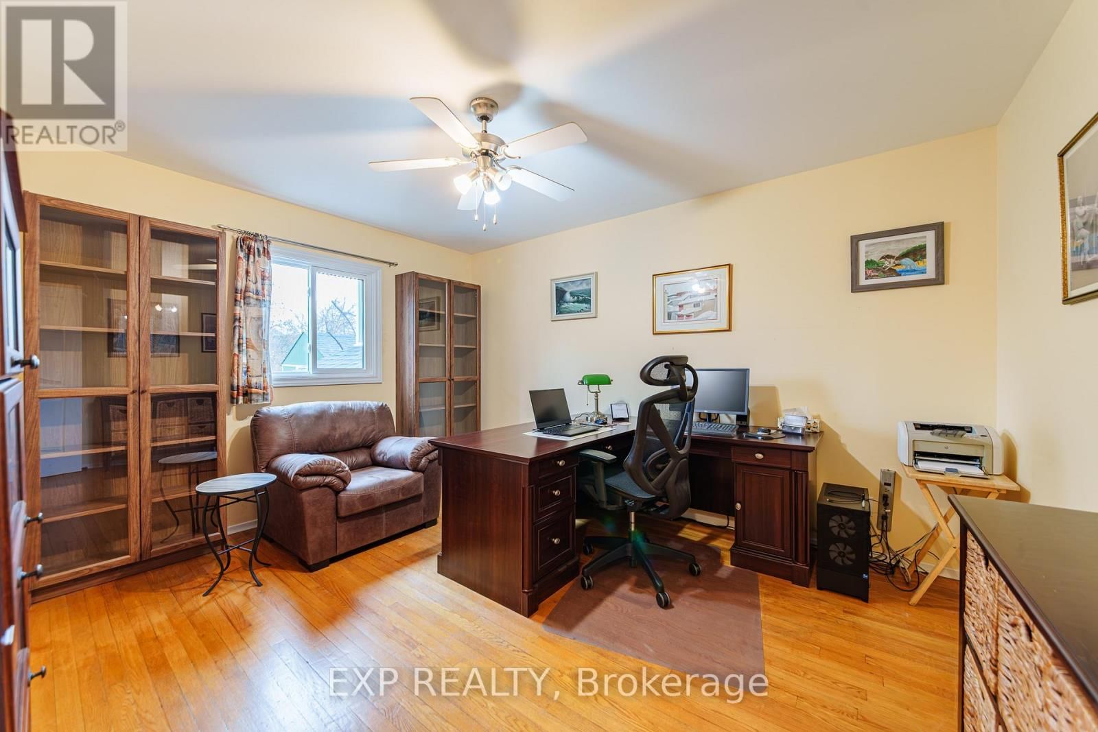 1592 APELDOORN AVENUE Image 15