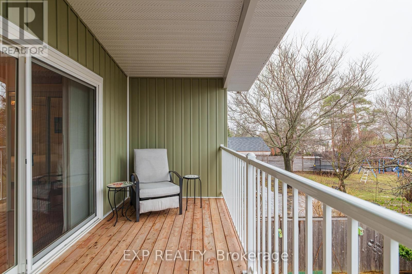 1592 APELDOORN AVENUE Image 33
