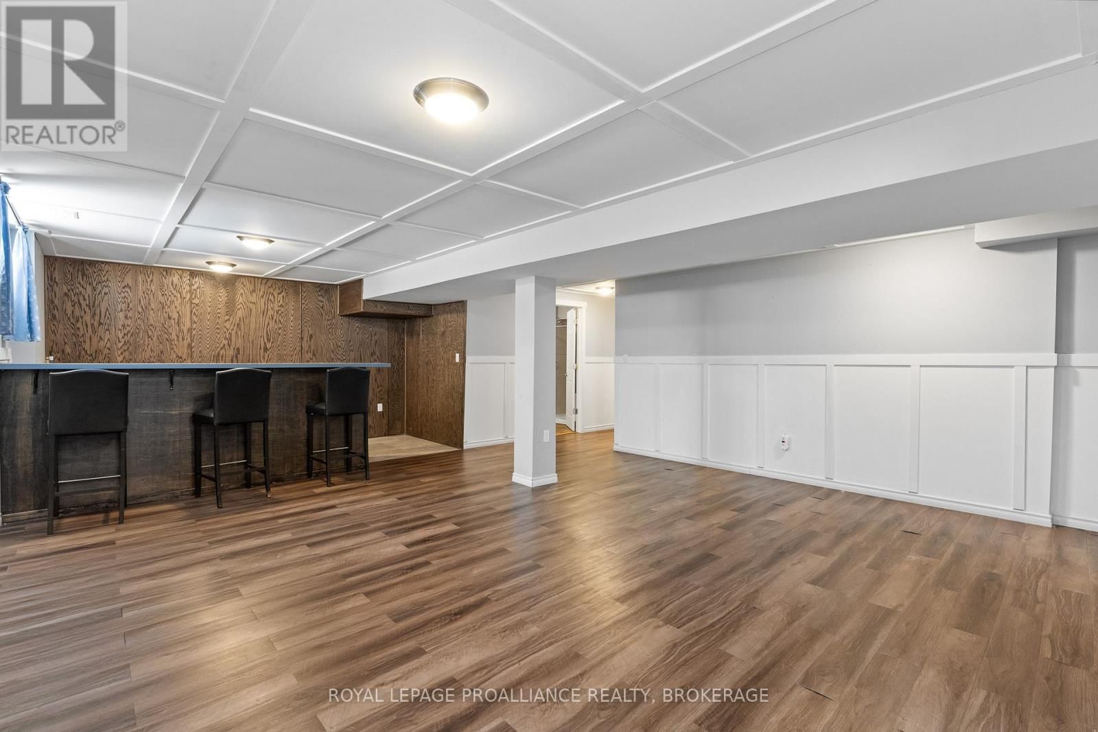 343 SUNRISE CRESCENT Image 28