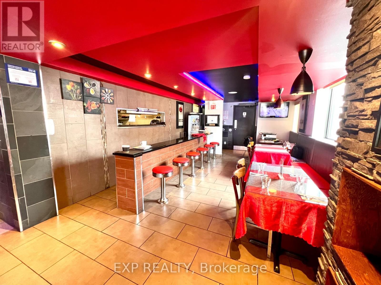 159 MONTREAL ROAD Image 8