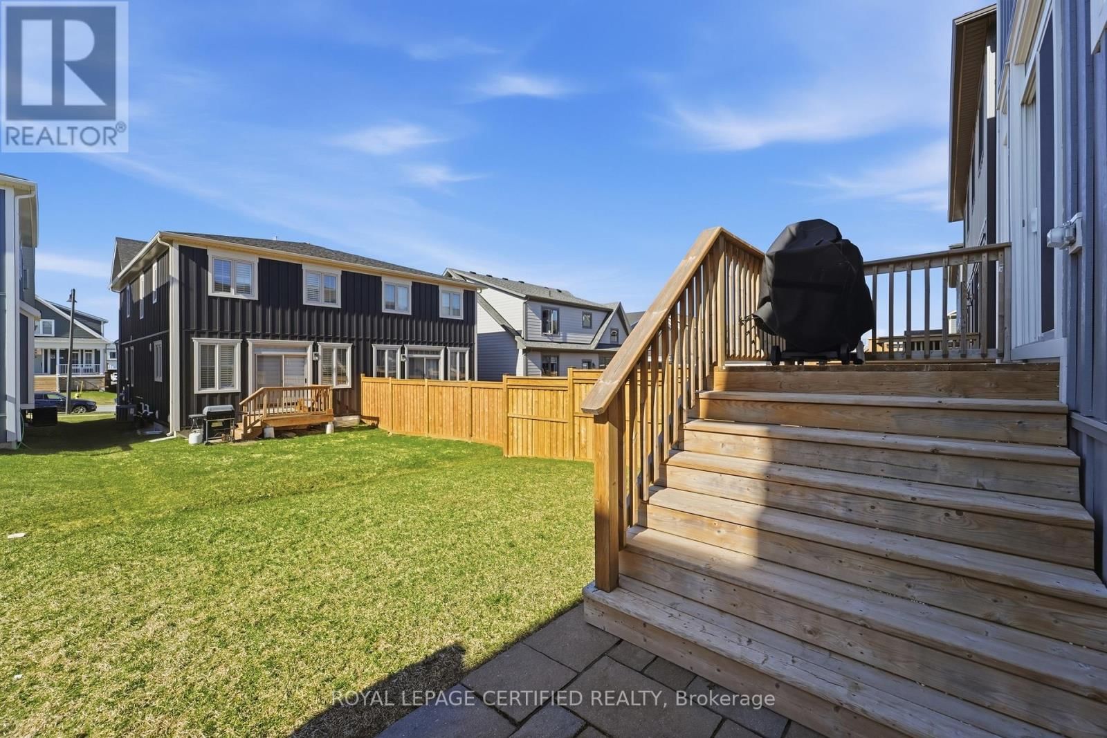 146 SYCAMORE STREET Image 22