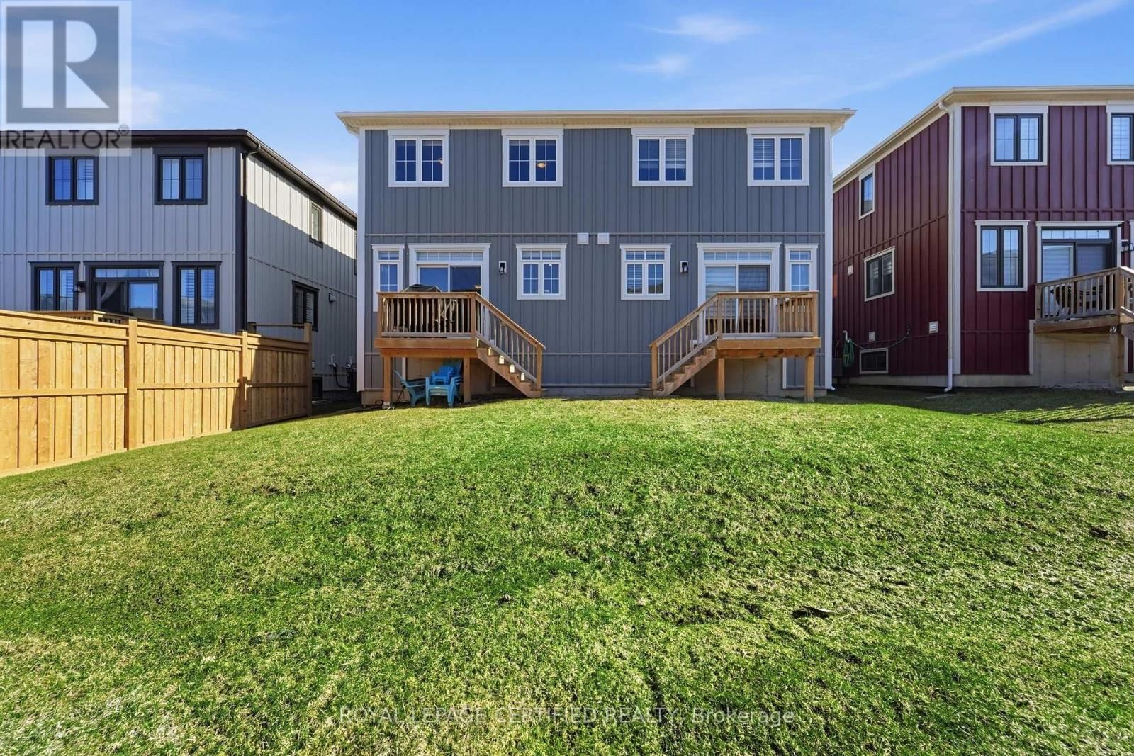 146 SYCAMORE STREET Image 23