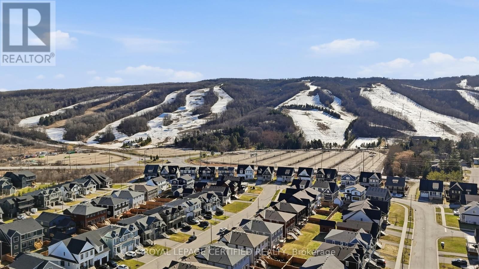 146 SYCAMORE STREET Image 27