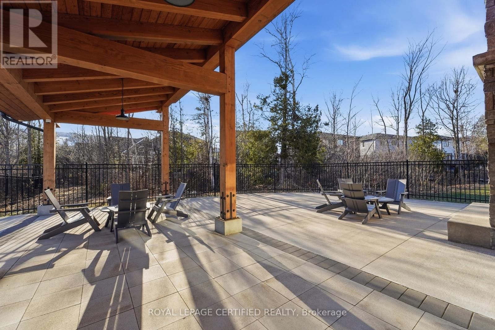 146 SYCAMORE STREET Image 36