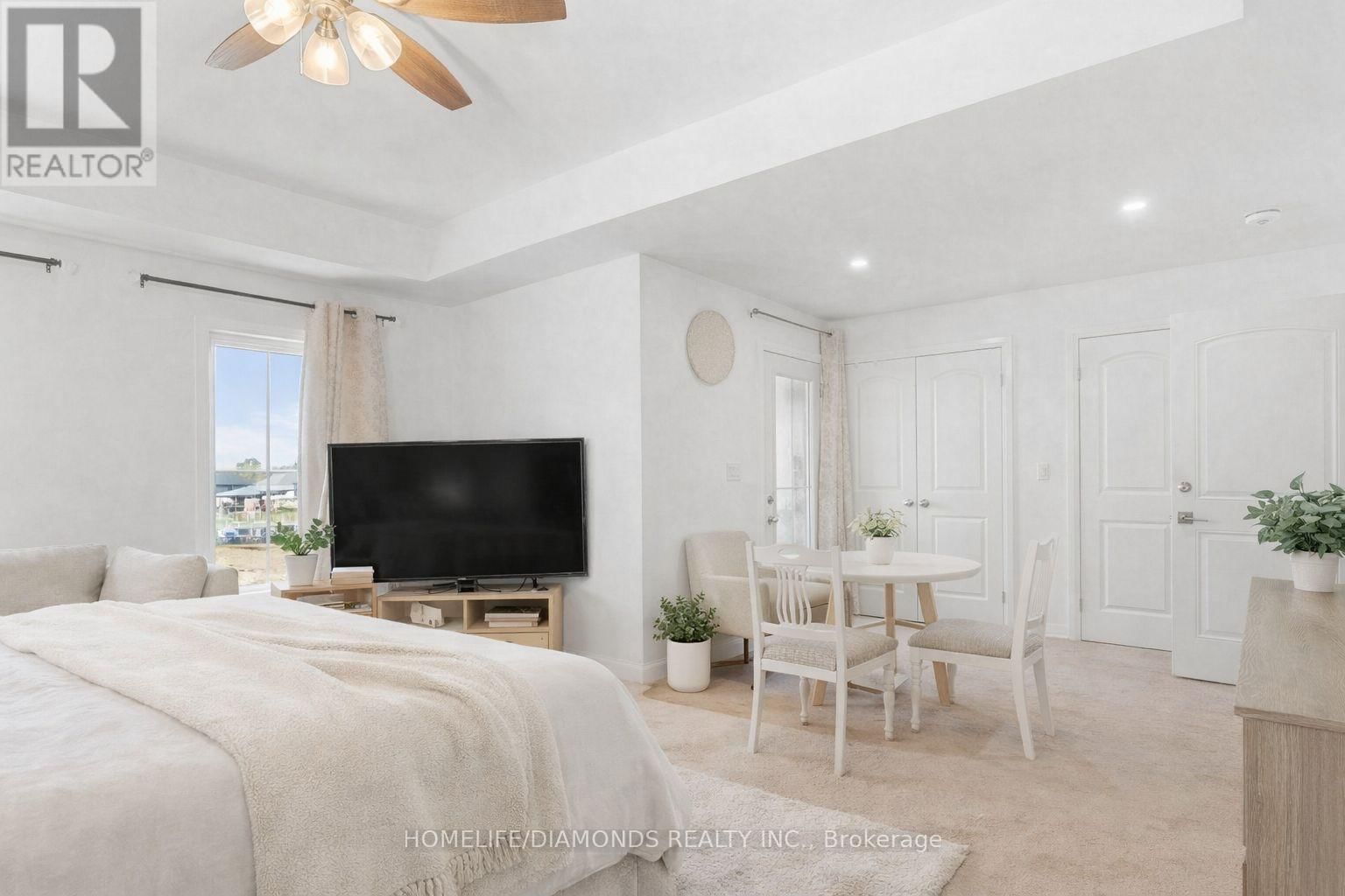 129 SOUTH PELHAM ROAD Image 16