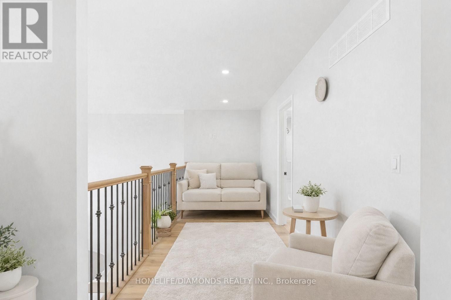 129 SOUTH PELHAM ROAD Image 18