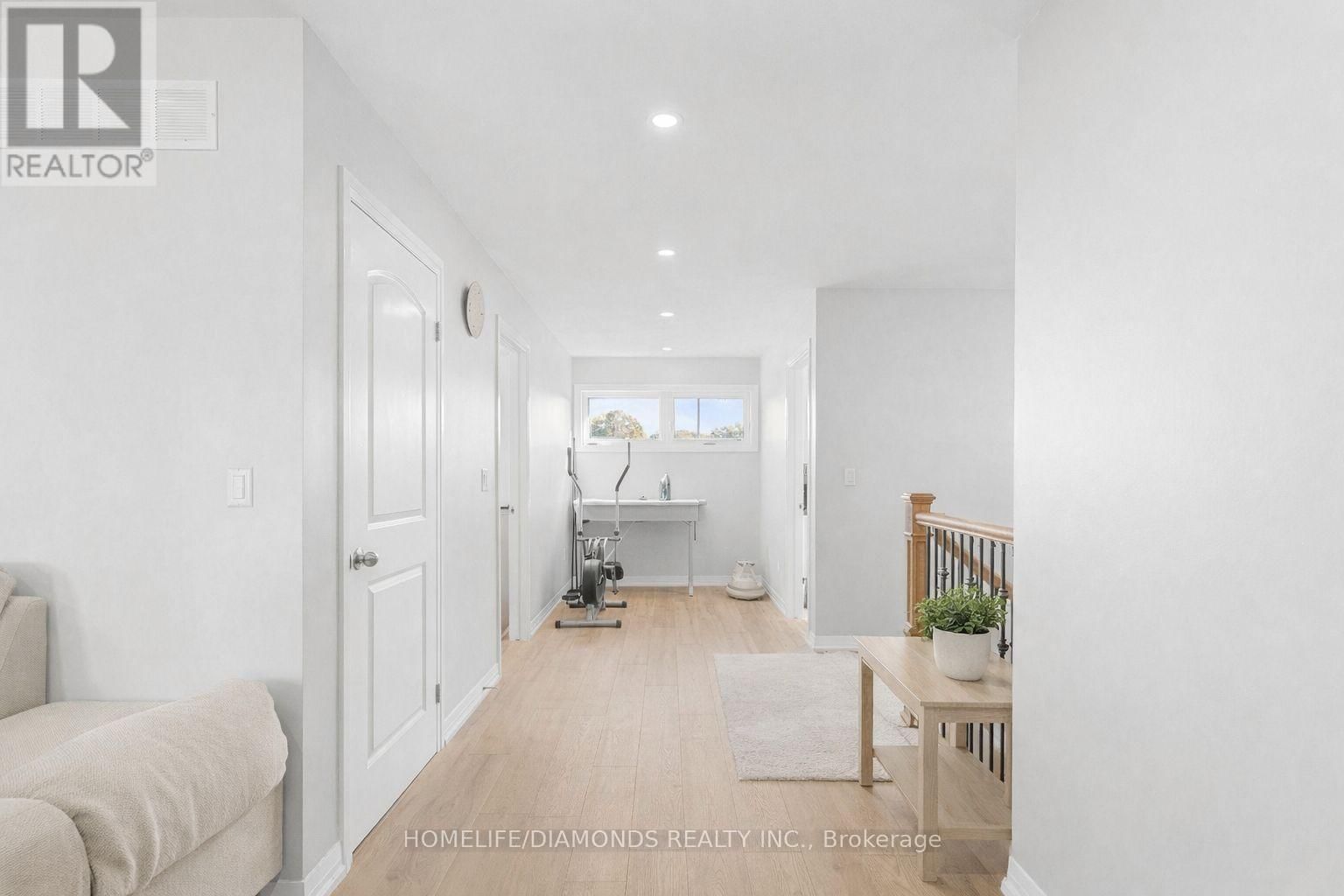 129 SOUTH PELHAM ROAD Image 19