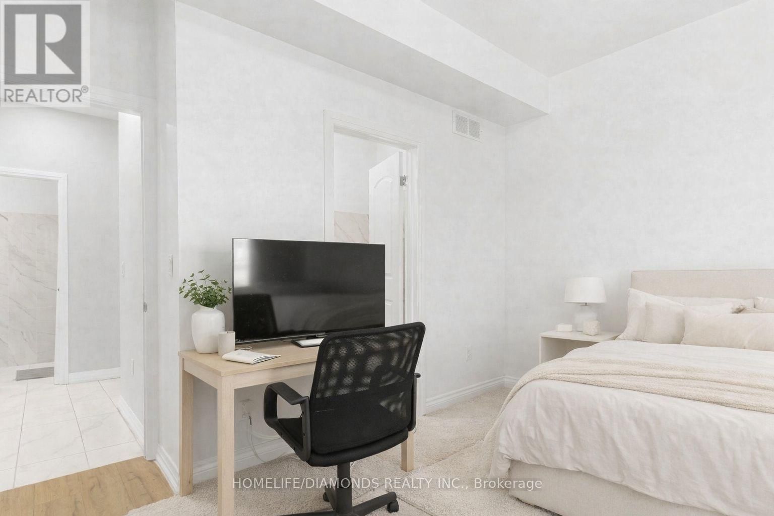 129 SOUTH PELHAM ROAD Image 24