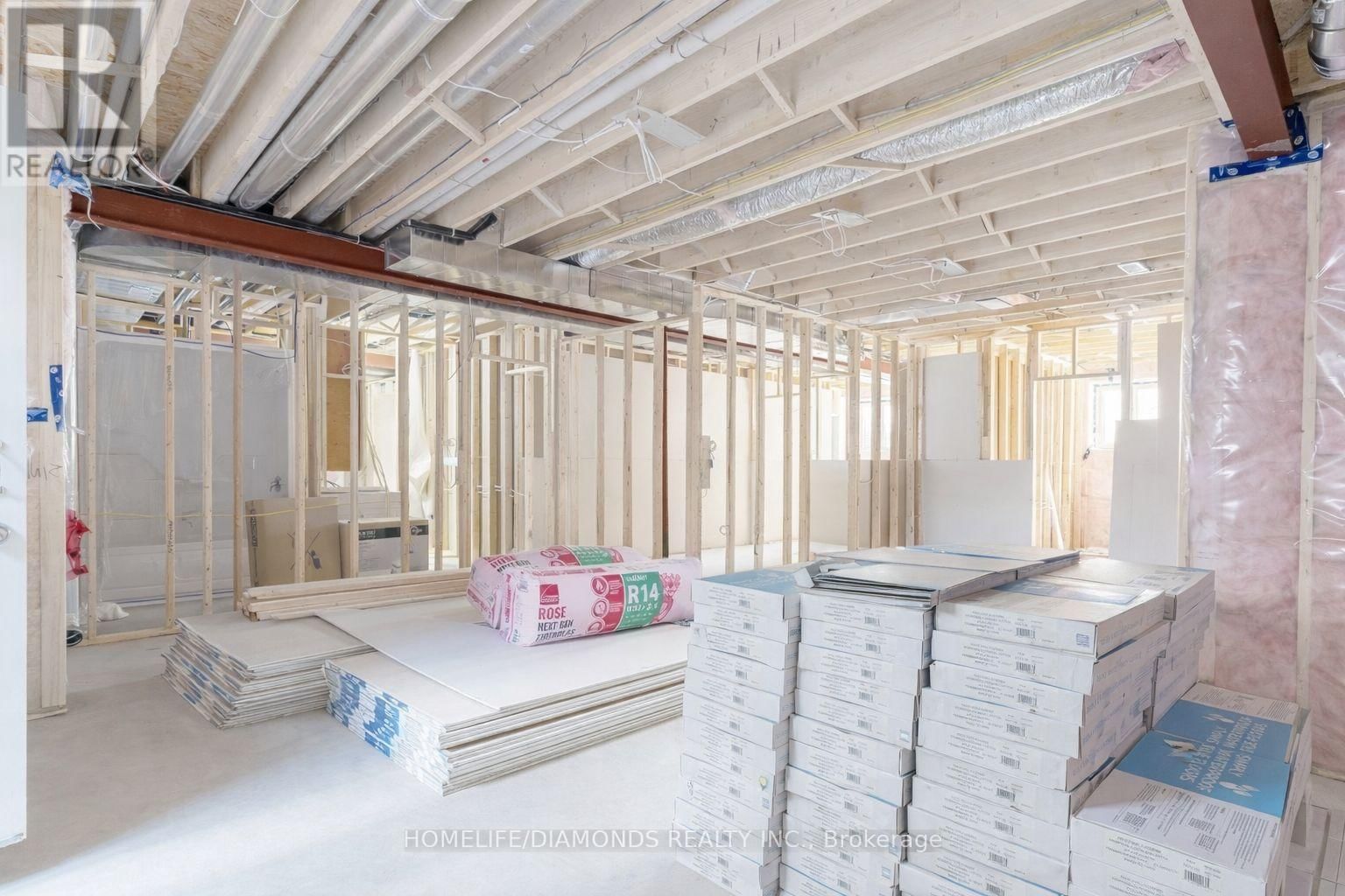 129 SOUTH PELHAM ROAD Image 42