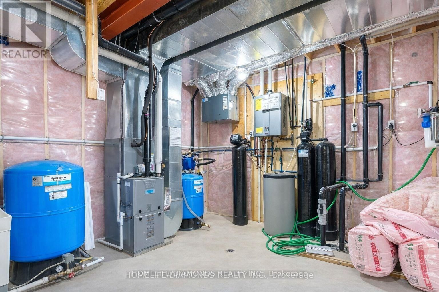 129 SOUTH PELHAM ROAD Image 43