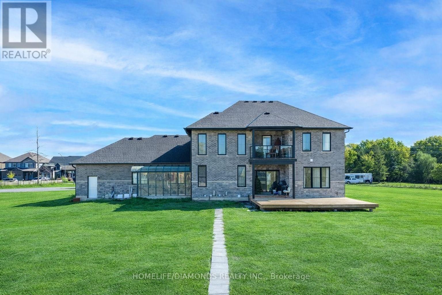 129 SOUTH PELHAM ROAD Image 45