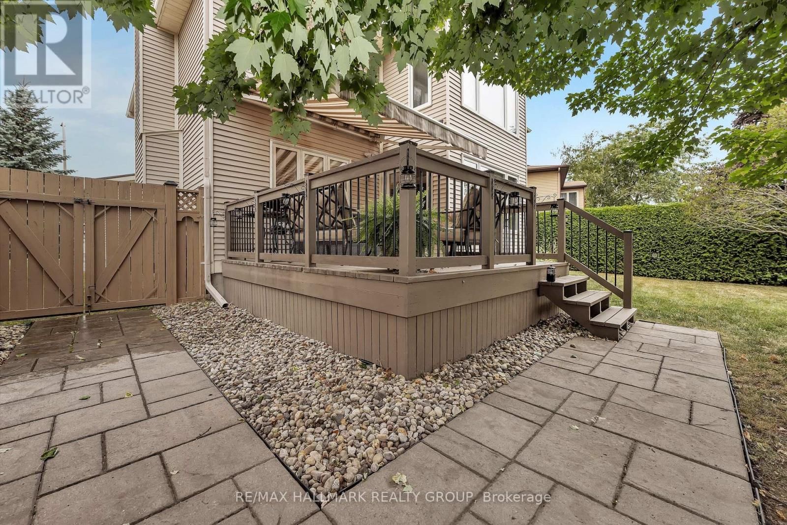 1850 THORNECREST STREET Image 41