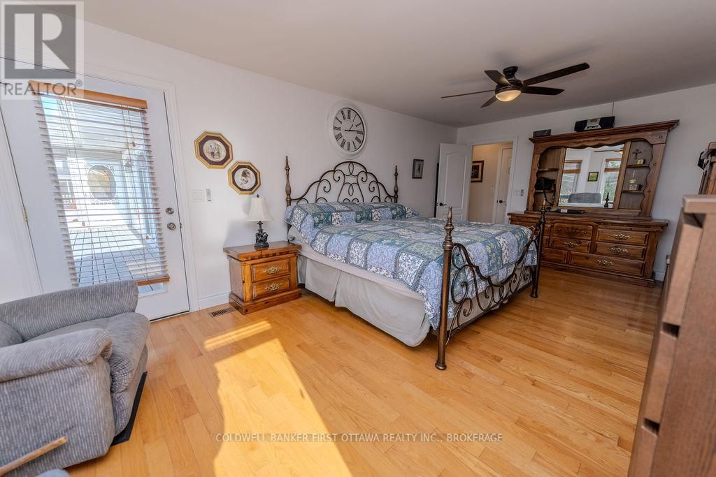 4987 BEDFORD ROAD Image 10