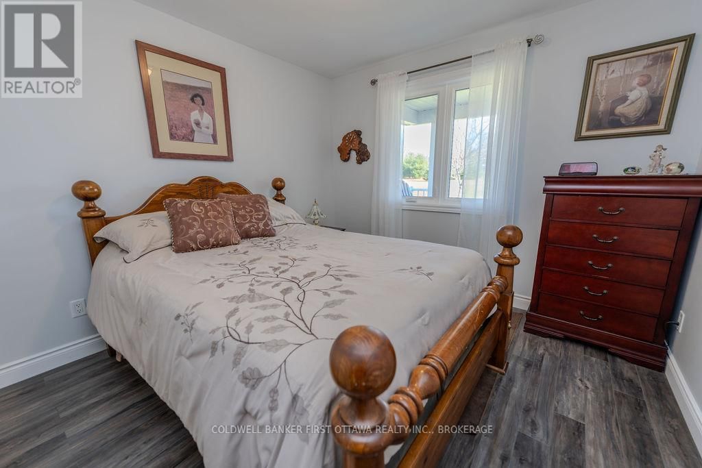 4987 BEDFORD ROAD Image 16