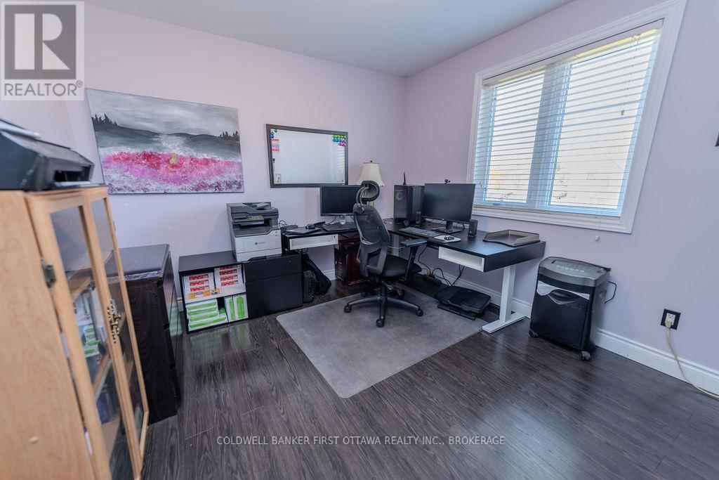 4987 BEDFORD ROAD Image 17