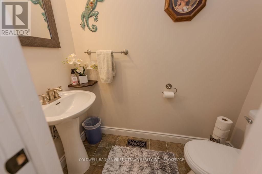 4987 BEDFORD ROAD Image 22