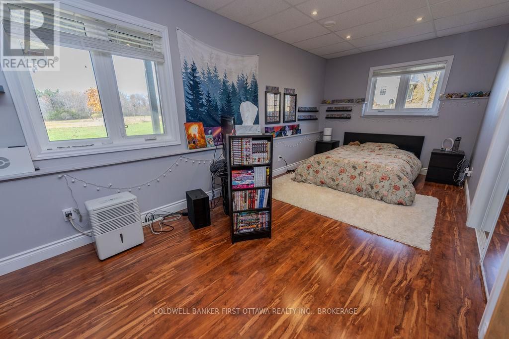 4987 BEDFORD ROAD Image 27