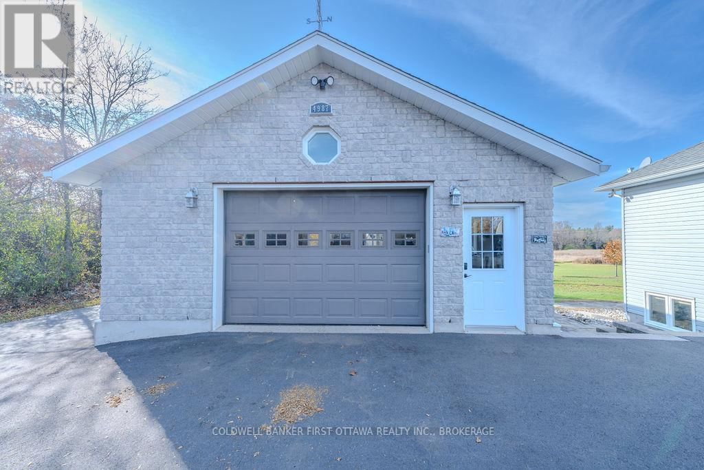 4987 BEDFORD ROAD Image 37