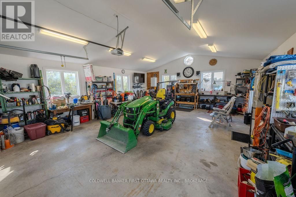 4987 BEDFORD ROAD Image 38