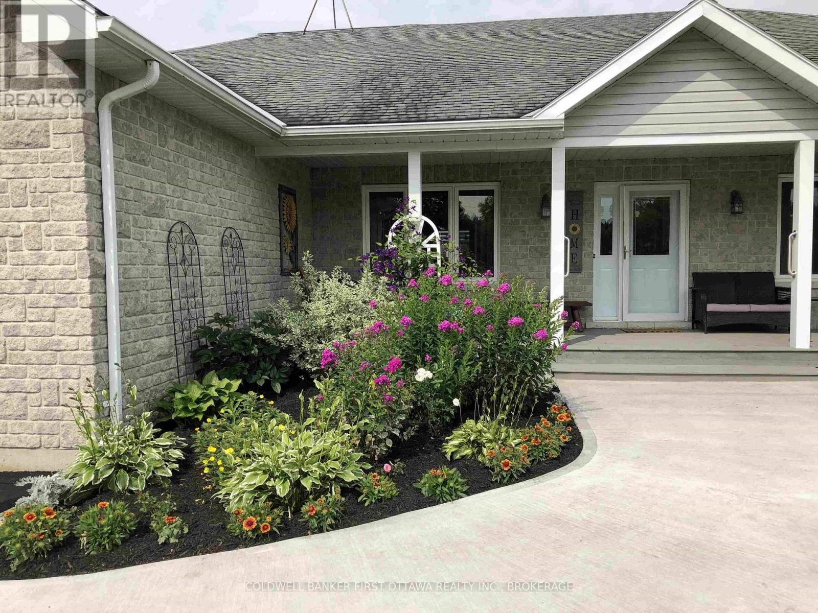 4987 BEDFORD ROAD Image 40