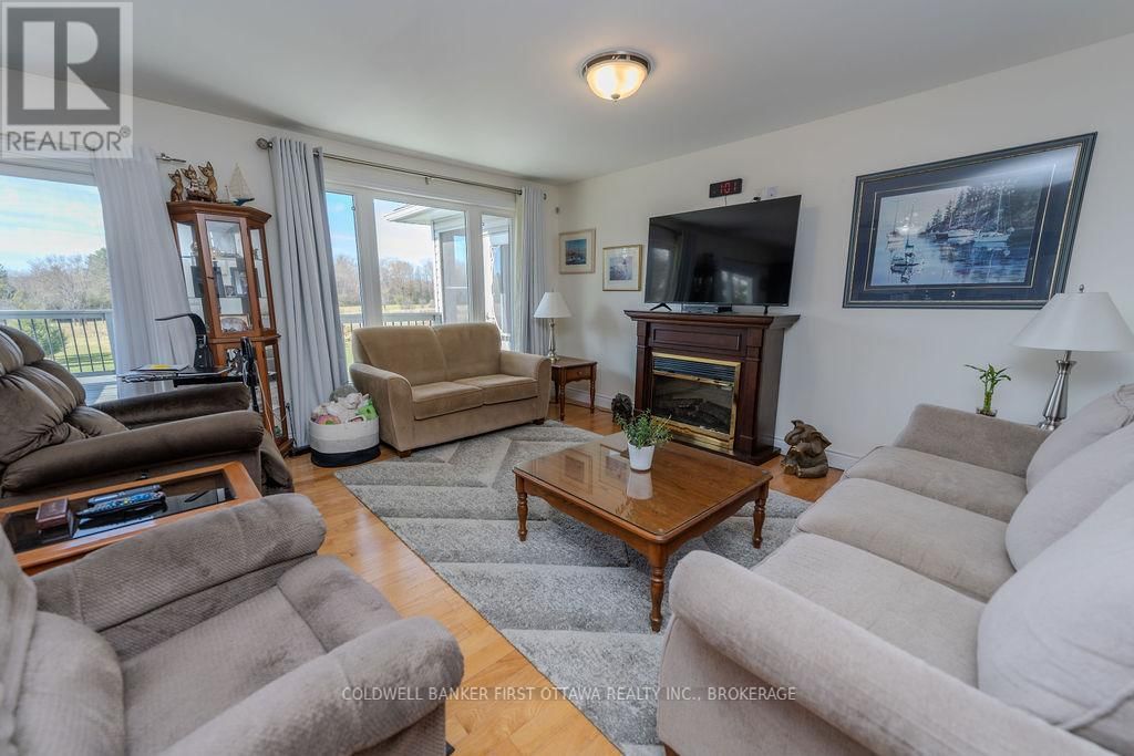 4987 BEDFORD ROAD Image 8