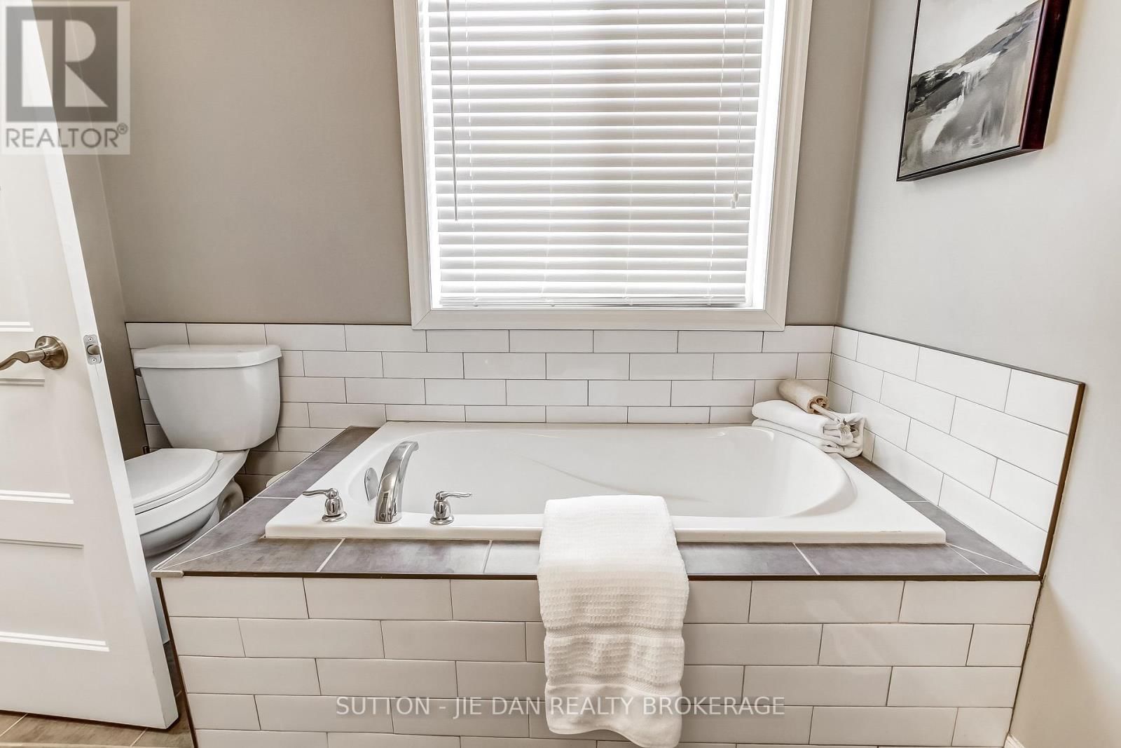 2722 TOKALA TRAIL Image 18