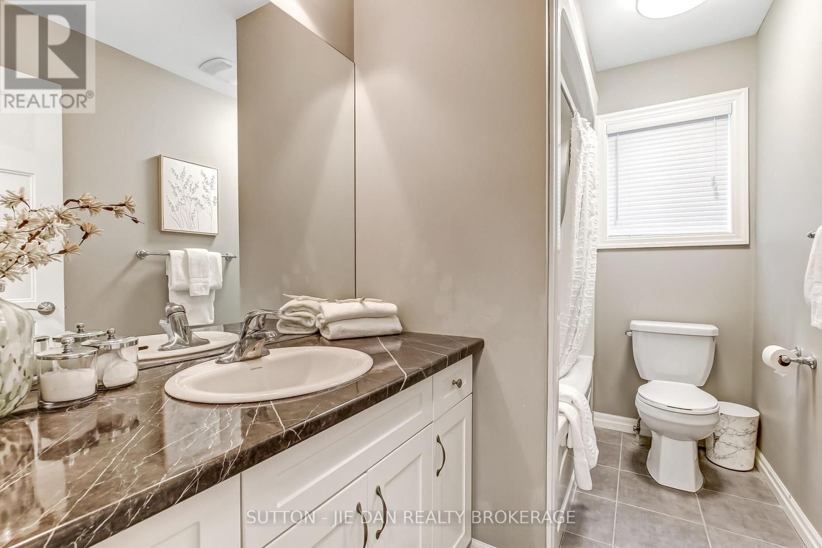 2722 TOKALA TRAIL Image 24