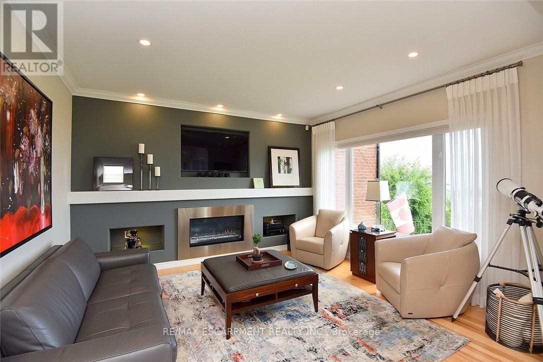 5 - 97 SUNVALE PLACE Image 12