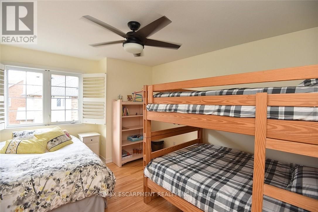 5 - 97 SUNVALE PLACE Image 21