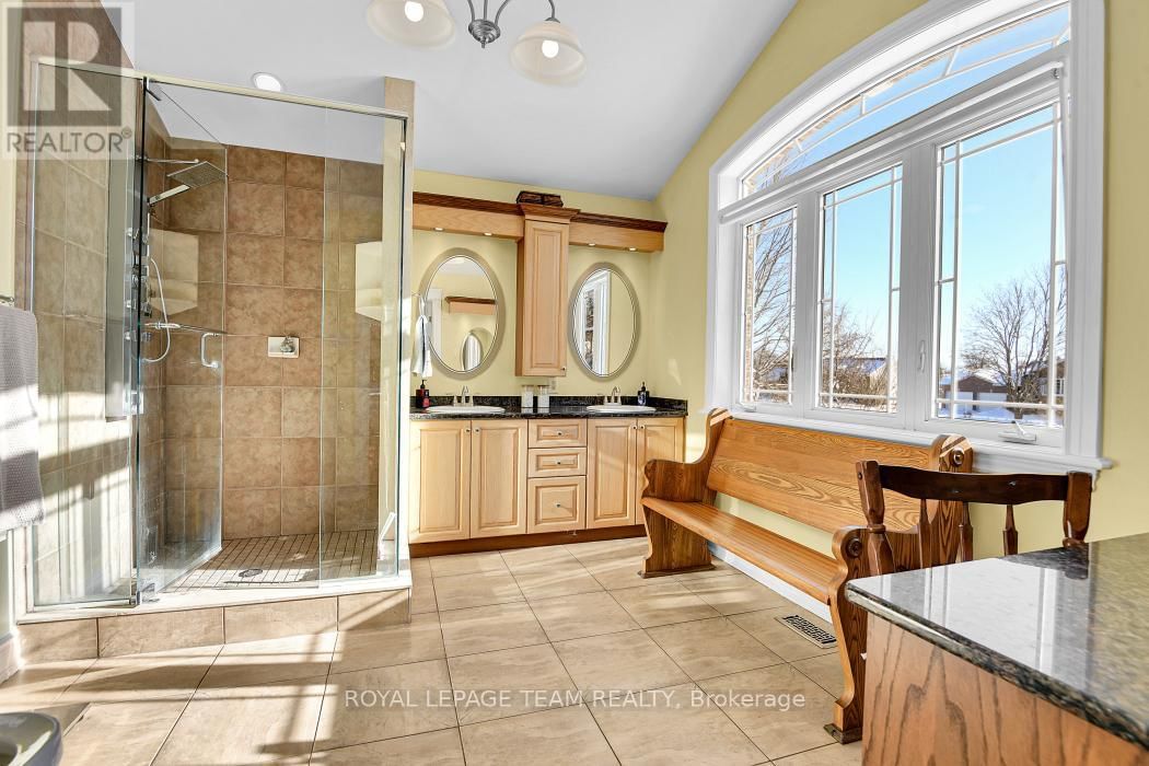 6637 STANMORE STREET Image 18