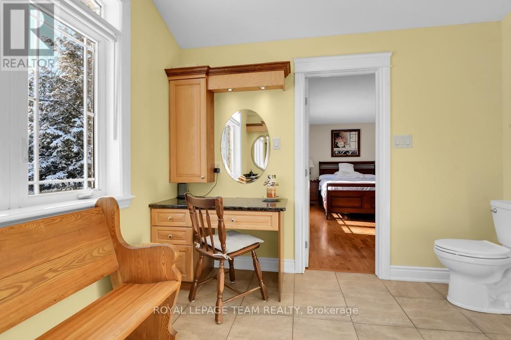 6637 STANMORE STREET Image 19